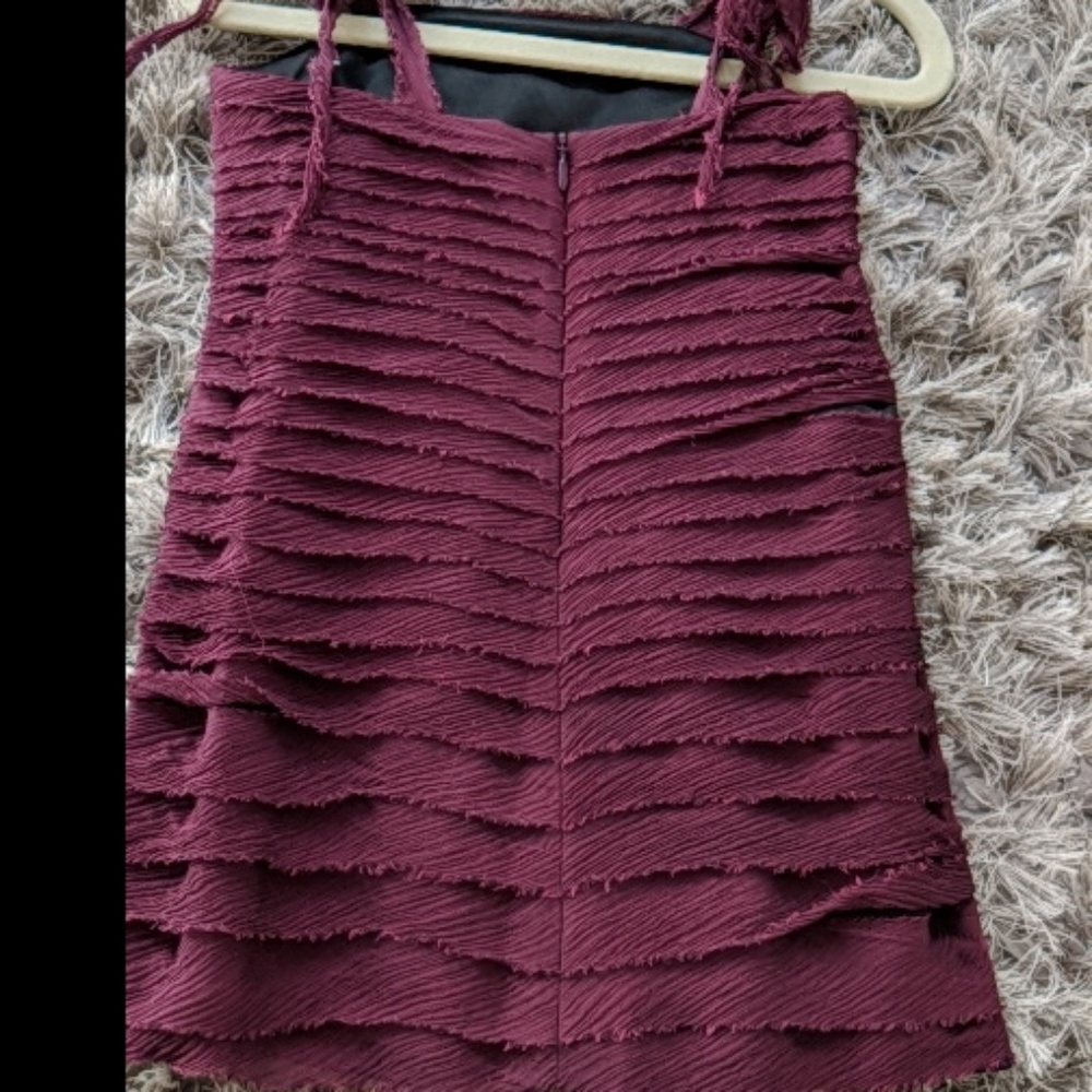 Dress - Picture 5 of 5